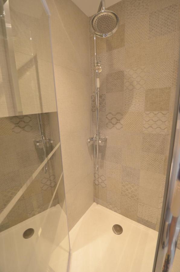 Studio - Wifi - Ultra Centre Apartment Annecy Ngoại thất bức ảnh